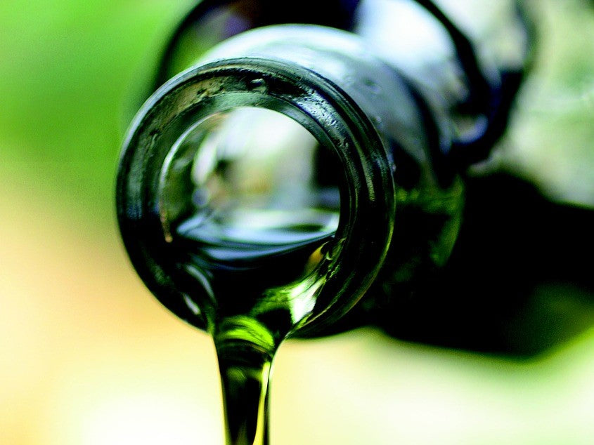 Black seed Oil pouring | Where to Buy Black Seed Oil?